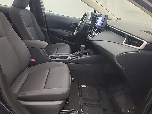 Used 2025 Toyota Corolla LE FWD image 16