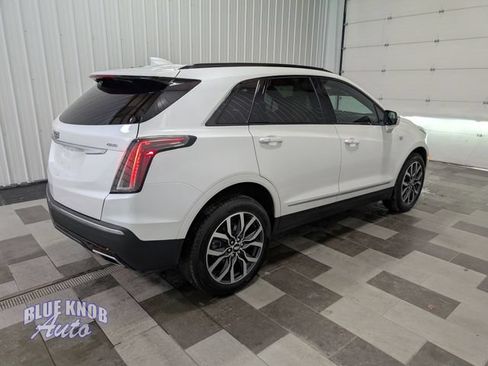 Used 2021 Cadillac XT5 Sportv w/ LPO, Floor Liner Package AWD/4WD image 4