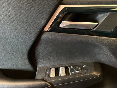 Used 2022 Mitsubishi Outlander ES image 18