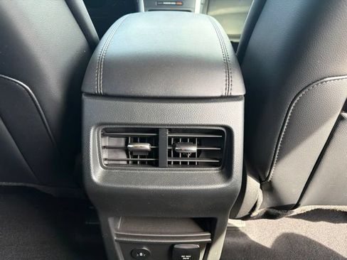 Used 2023 Ford Edge SEL w/ Convenience Package AWD/4WD image 16
