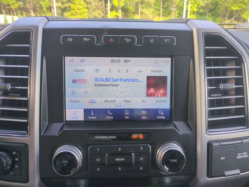 Used 2020 Ford F250 Platinum AWD/4WD image 23