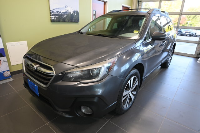 Used 2018 Subaru Outback 2.5i Limited AWD/4WD image 17
