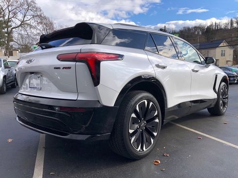 Used 2025 Chevrolet Blazer EV RS image 5