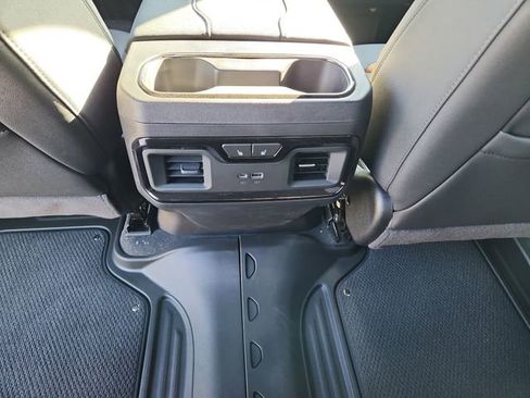 New 2026 GMC Sierra 1500 AT4 w/ Technology Package AWD/4WD image 11