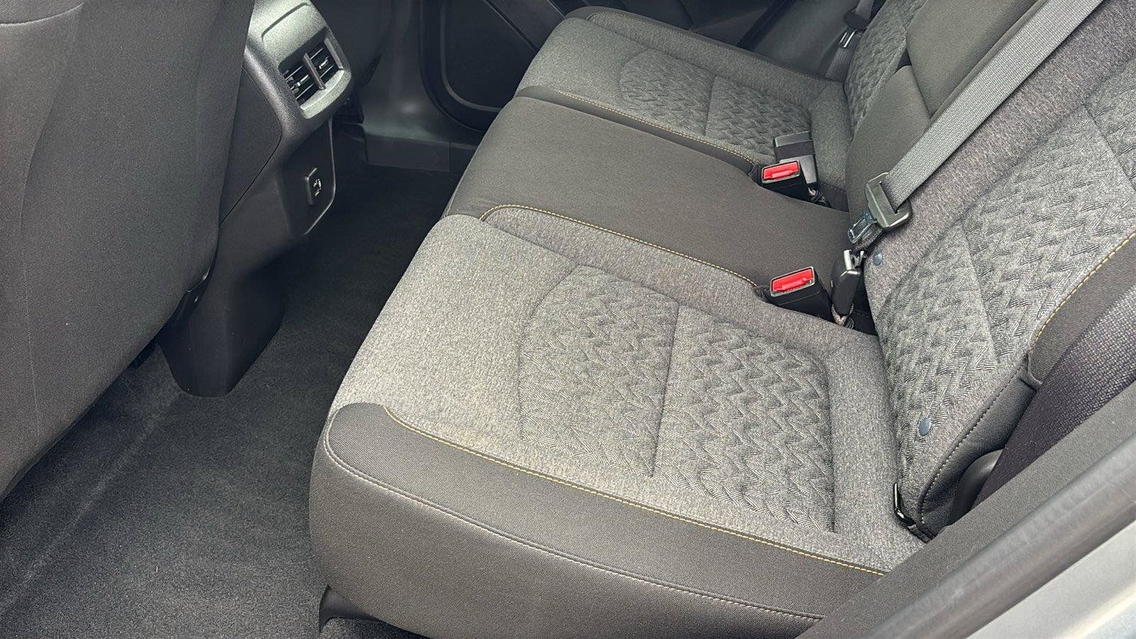 Certified 2024 Chevrolet Equinox LT AWD/4WD image 17