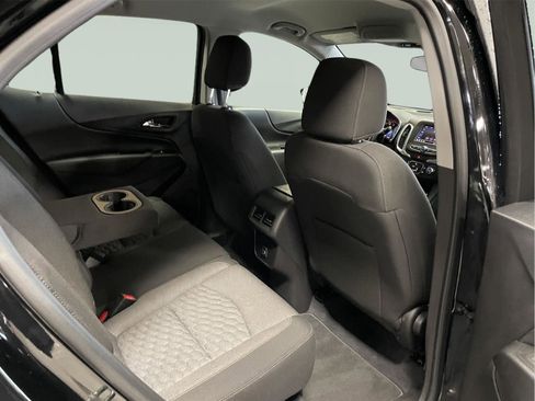Used 2021 Chevrolet Equinox LT image 18
