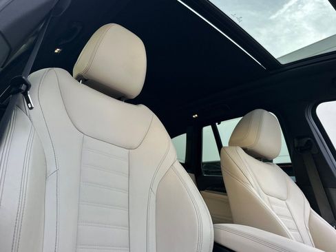 Used 2023 BMW X3 M40i image 10