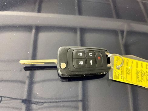 Used 2016 Chevrolet Impala LTZ FWD image 12
