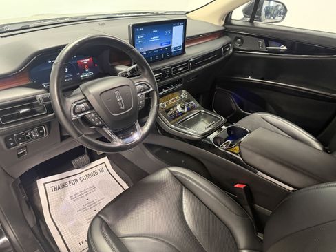 Used 2023 Lincoln Nautilus Reserve w/ Equipment Group 201A AWD/4WD image 4