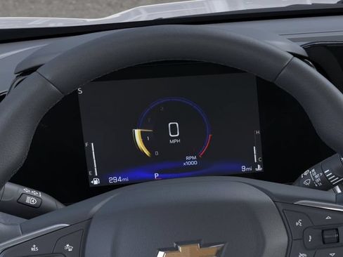 New 2026 Chevrolet Trax LT w/ LT Convenience Package FWD image 18