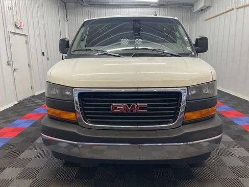 Used 2024 GMC Savana 2500 w/ Driver Convenience Package image 7