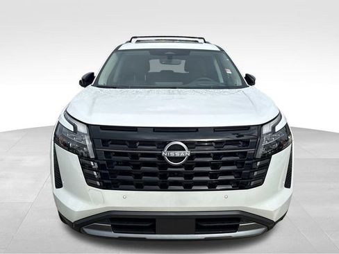 New 2026 Nissan Pathfinder Platinum w/ Cargo Package FWD image 2