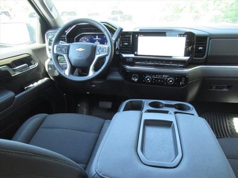 Used 2024 Chevrolet Silverado 1500 LT AWD/4WD image 13