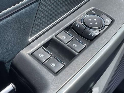 Used 2022 Ford F150 Limited AWD/4WD image 15