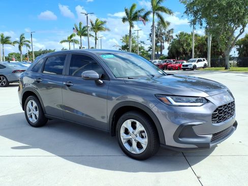 Used 2023 Honda HR-V LX image 16