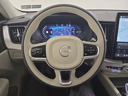 New 2026 Volvo XC60 T8 Ultra w/ Protection Package Premier image 11