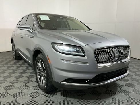 Used 2022 Lincoln Nautilus Reserve AWD/4WD image 4