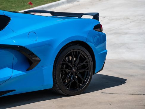 Used 2023 Chevrolet Corvette Stingray Premium Cpe w/ Z51 Performance Package RWD image 39