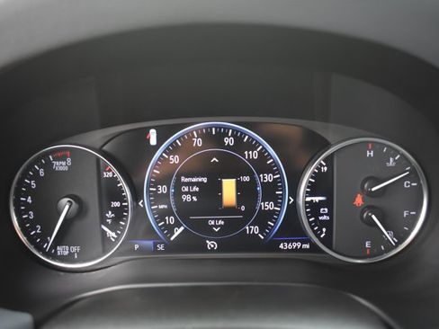 Used 2024 Buick Enclave Premium AWD/4WD image 22