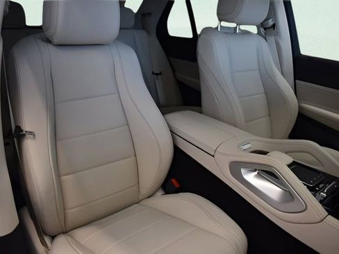 New 2026 Mercedes-Benz GLE 450 4MATIC image 9