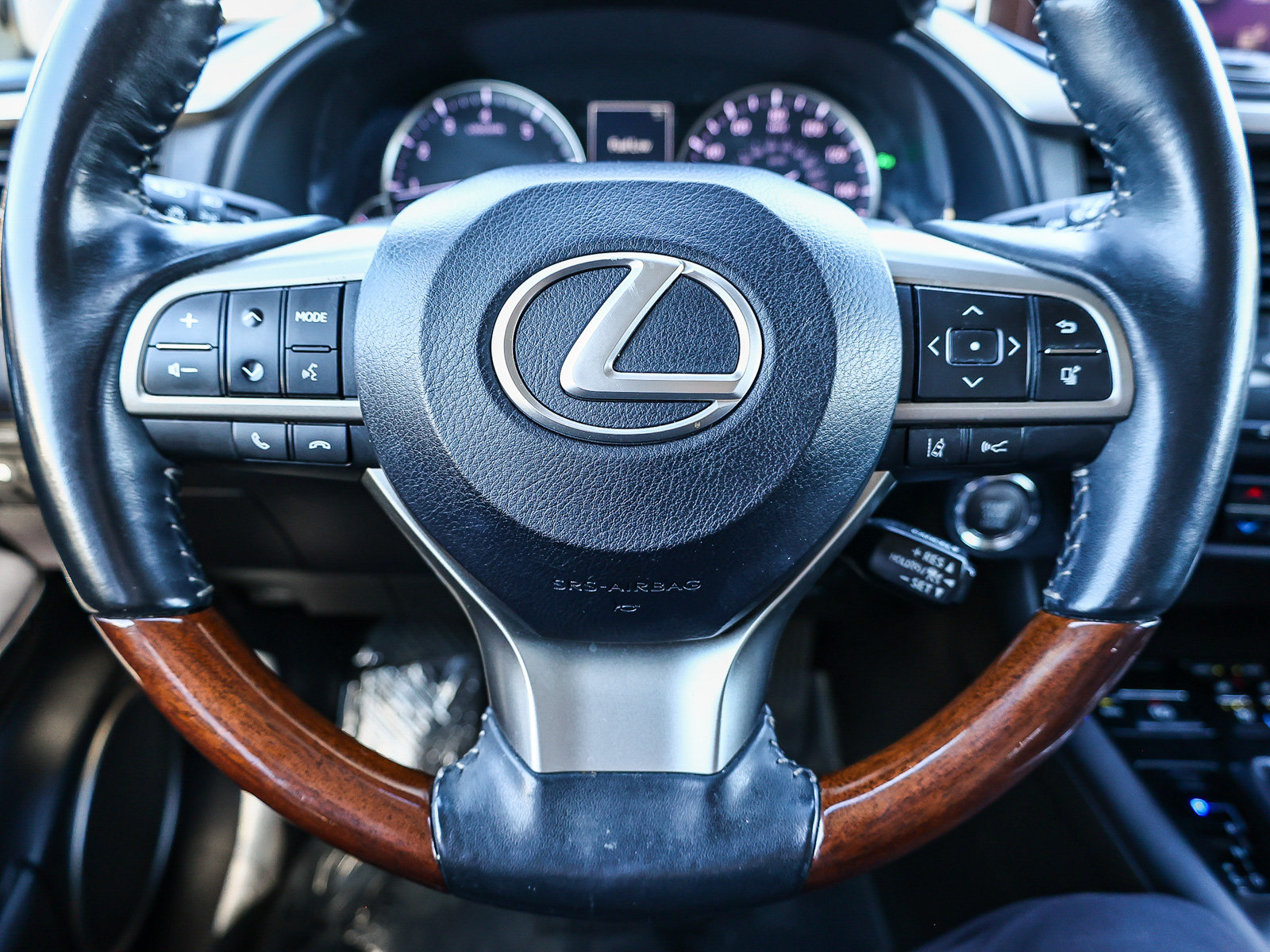 Used 2019 Lexus RX 350 FWD w/ Navigation Package image 25