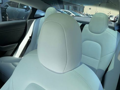Used 2023 Tesla Model 3 Performance image 14