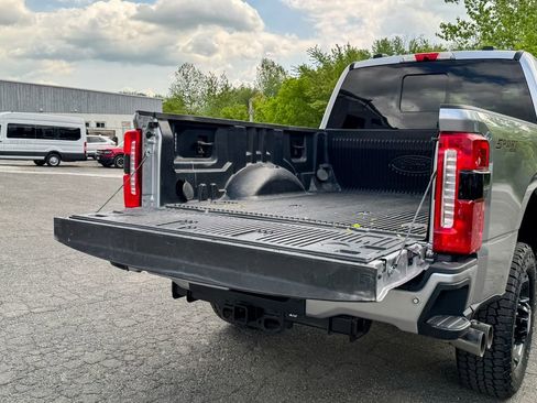 Certified 2023 Ford F250 Lariat w/ Sport Appearance Package AWD/4WD image 24