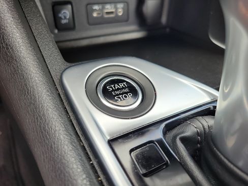 Used 2025 Nissan Sentra SV FWD image 11