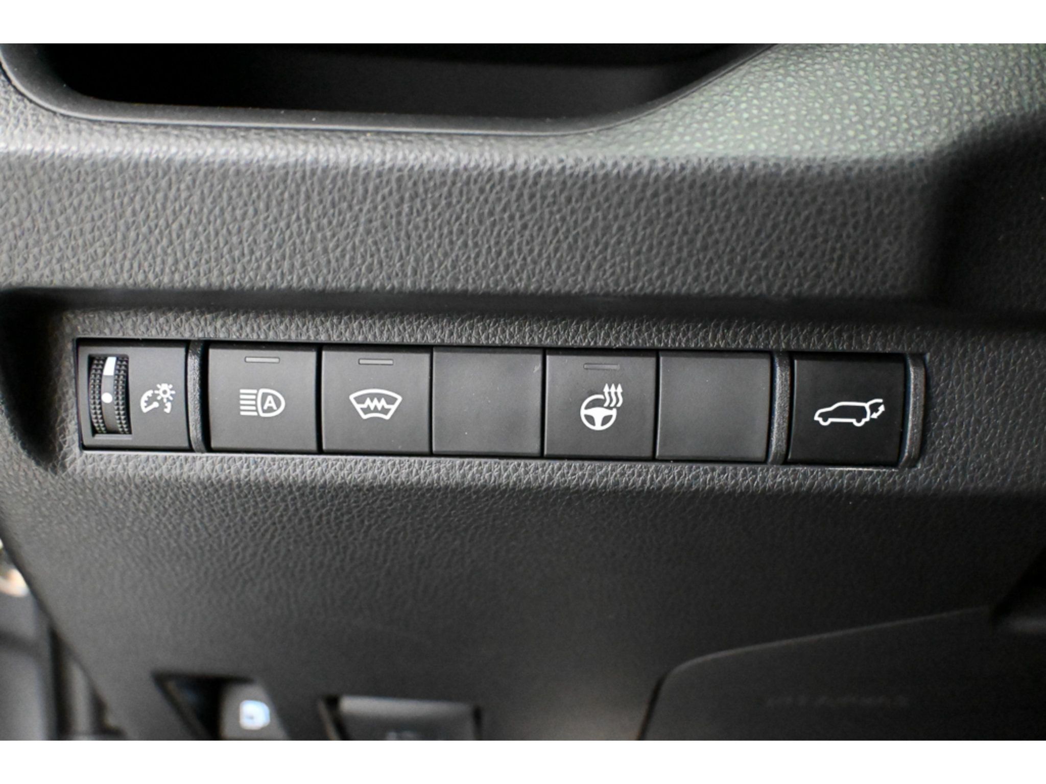 Used 2023 Toyota RAV4 XLE w/ Convenience Package AWD/4WD image 46