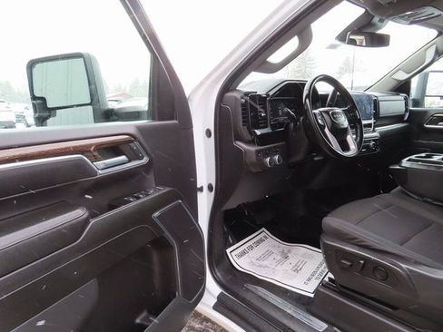 Used 2024 GMC Sierra 3500 SLE w/ SLE Convenience Package AWD/4WD image 19