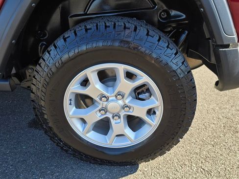 Used 2021 Jeep Wrangler Unlimited Sport AWD/4WD image 10
