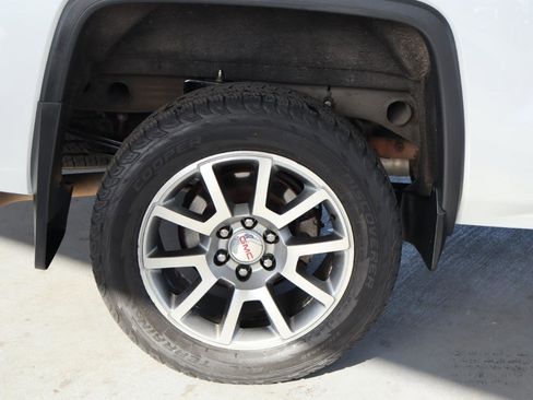 Used 2016 GMC Sierra 1500 Denali RWD image 5