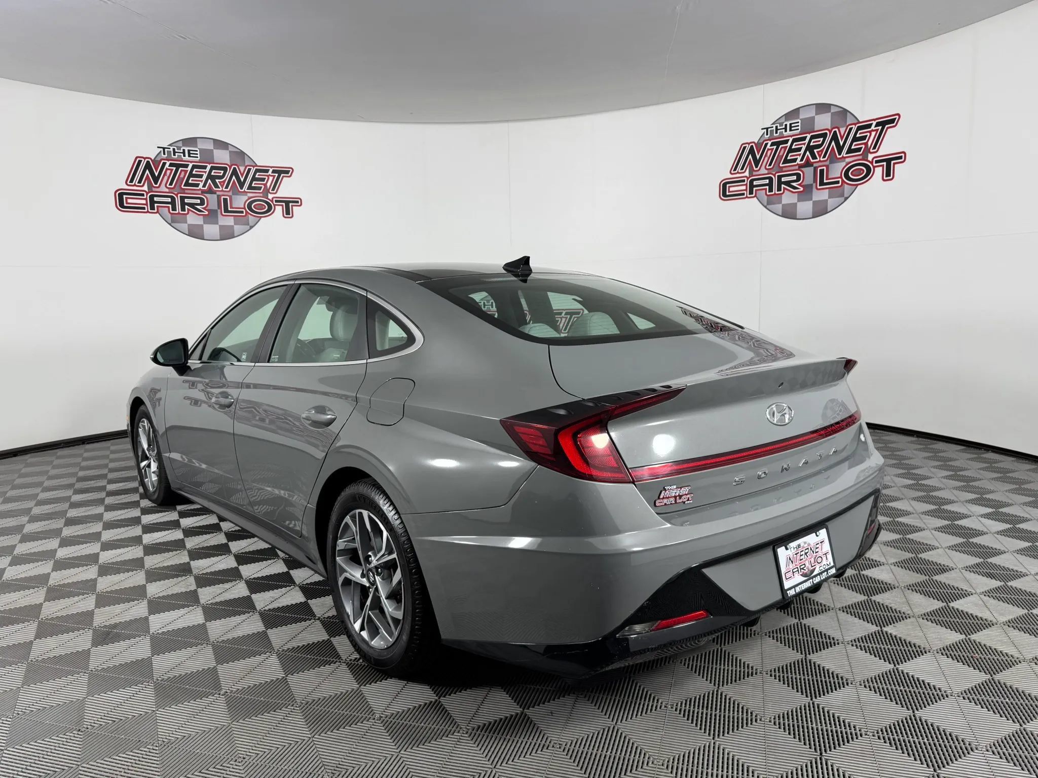 Used 2021 Hyundai Sonata SEL w/ Convenience Package FWD image 5