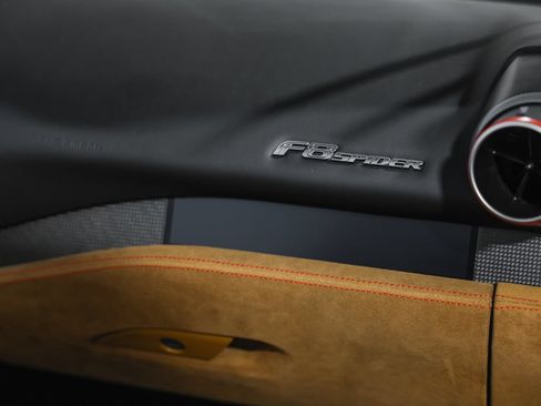 Used 2023 Ferrari F8 Tributo RWD image 29