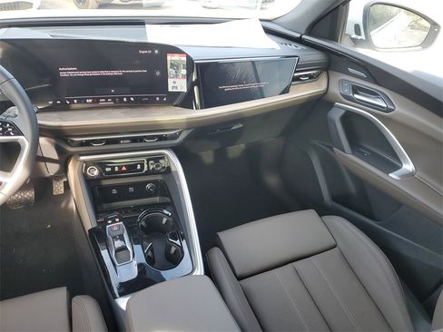 New 2025 Audi Q5 Prestige image 24