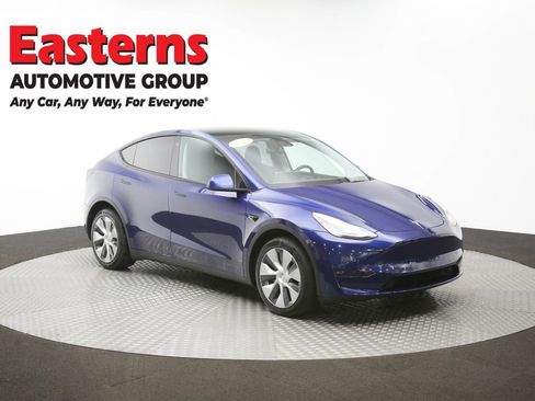 Used 2022 Tesla Model Y Long Range image 43