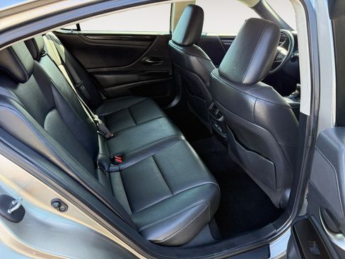 Used 2019 Lexus ES 350 FWD image 18