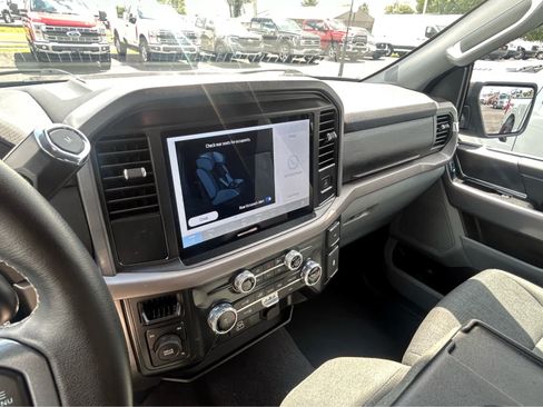 Used 2025 Ford F150 XLT w/ Equipment Group 301A Standard AWD/4WD image 53