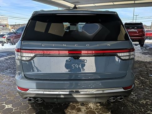 Certified 2025 Lincoln Aviator Reserve w/ Equipment Group 201A image 6
