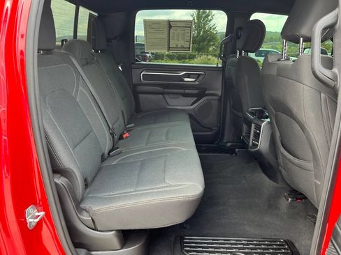 Used 2022 RAM 1500 Big Horn AWD/4WD image 22
