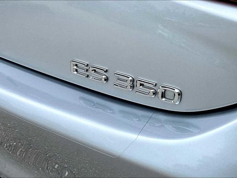 Used 2023 Lexus ES 350 image 9