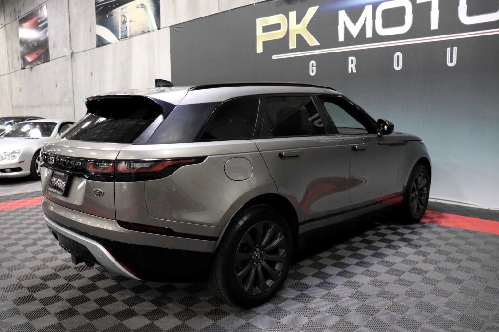 Used 2018 Land Rover Range Rover Velar R-Dynamic SE AWD/4WD image 9