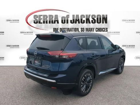Used 2025 Nissan Rogue Platinum w/ Tech Package AWD/4WD image 9