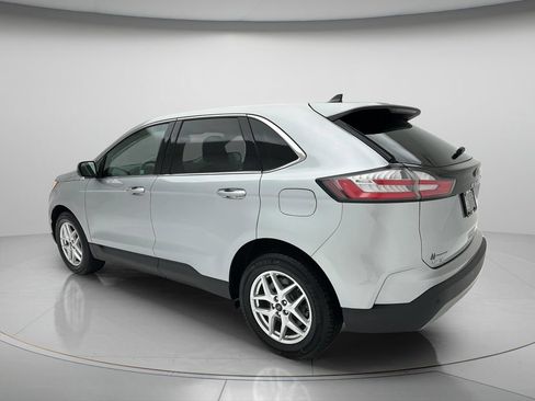 Used 2024 Ford Edge SEL w/ Convenience Package AWD/4WD image 4
