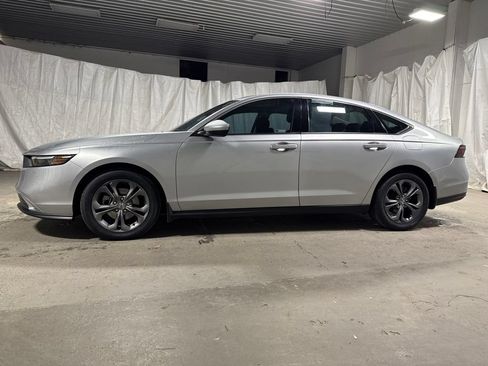 Used 2024 Honda Accord EX image 4