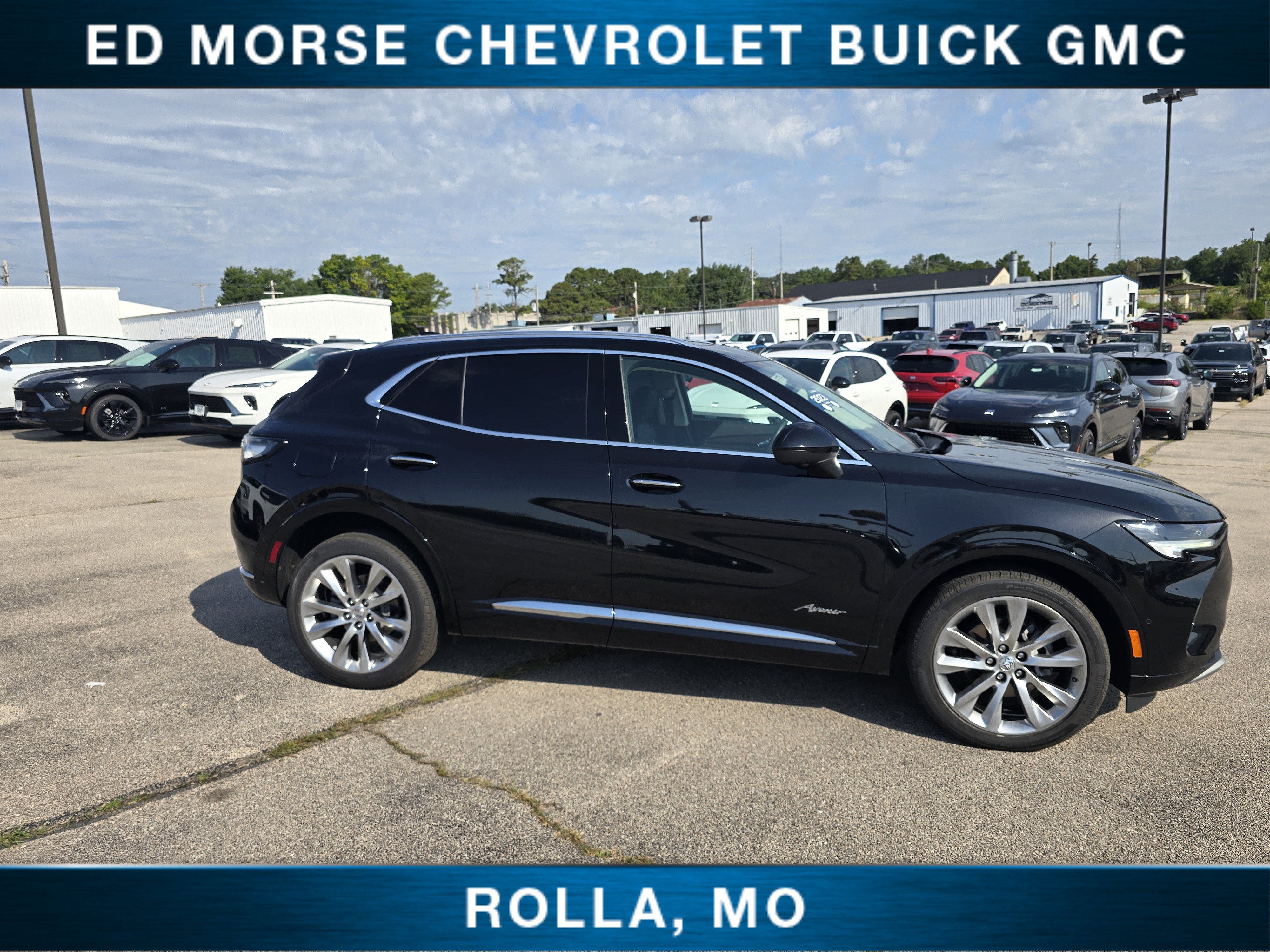 Certified 2023 Buick Envision Avenir AWD/4WD image 3