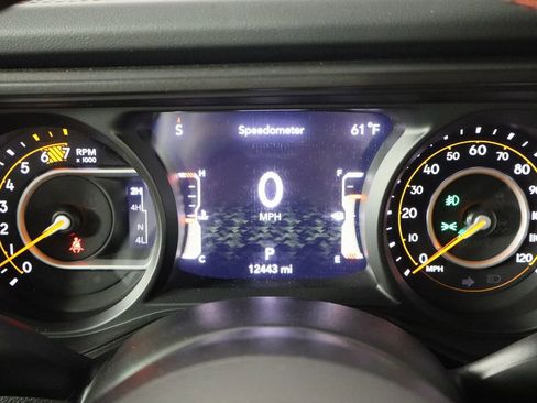 Used 2024 Jeep Wrangler Unlimited Rubicon image 11