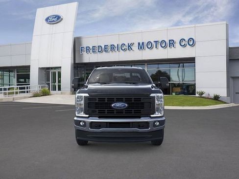 New 2026 Ford F250 XL w/ XL Chrome Package AWD/4WD image 6