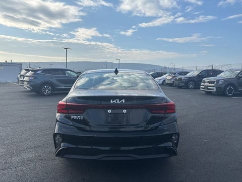 Certified 2024 Kia Forte LXS w/ LXS Technology Package image 4