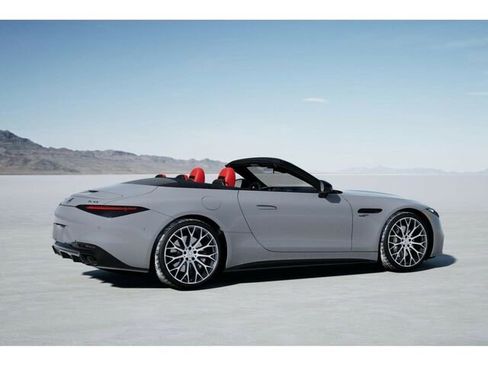 New 2026 Mercedes-Benz SL 43 AMG SL 43 AMG 2D Convertible image 20